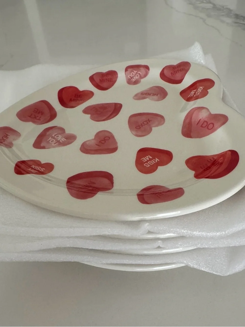 Conversation Hearts 8in Ceramic Plate Set NEW Valentine’s Plates